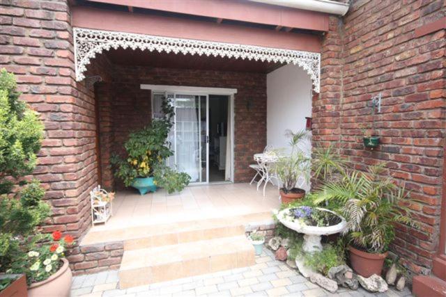 Bluewater Guest house Port Elizabeth